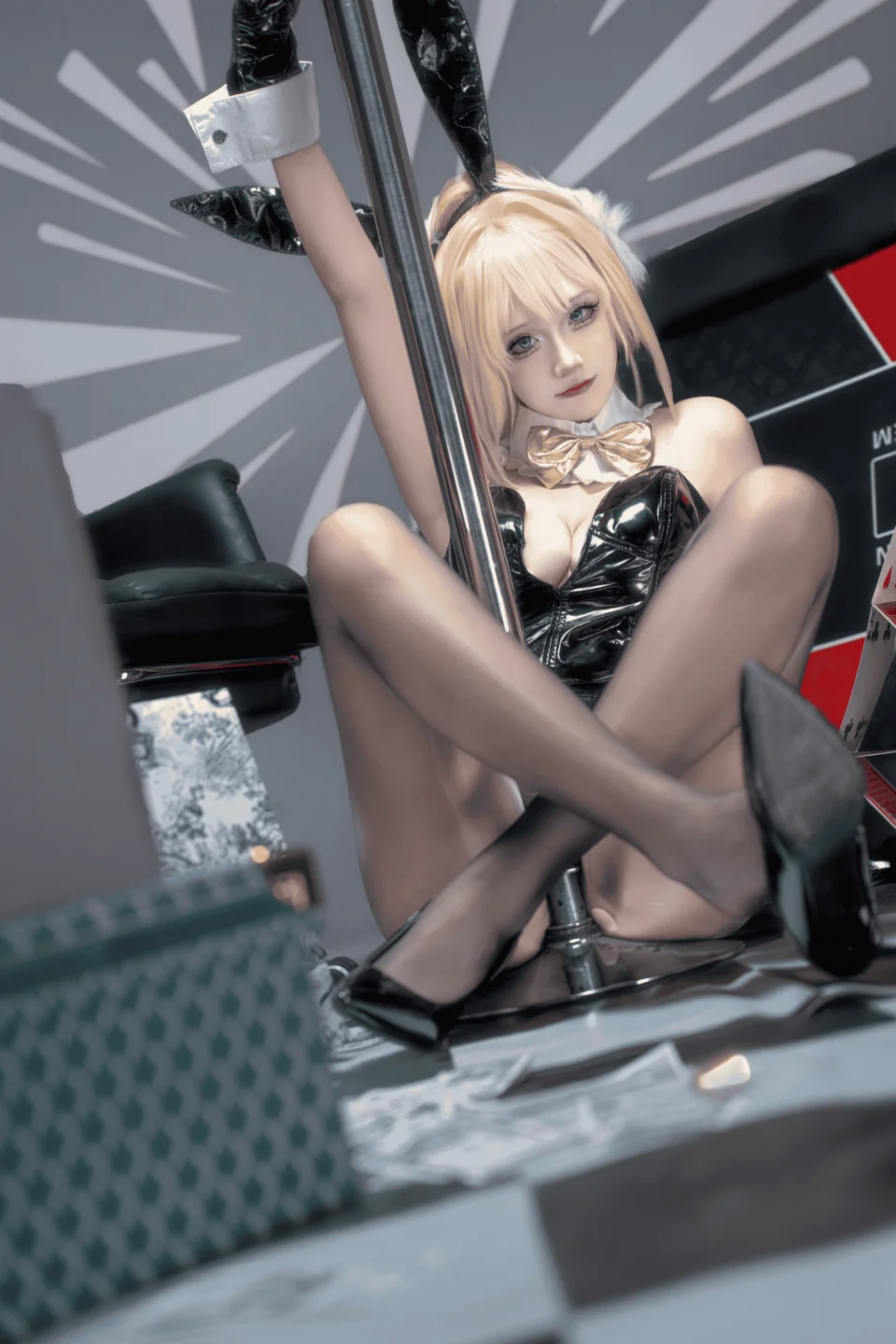 十悲伤小木十 - NIKKE 露菲 奢侈兔 [40P-272MB] tg@simisebaisi 【丝足阁】011.webp